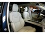 Volvo XC60 2.0 T6 AWD 250kW/340pk Aut8 Recharge Inscription Excl. Facelift! HARMAN/KARDON + PANORAMADAK + EL.TREKHAAK + VOORRUITVERWARMING + ADAPT.CRUISE + STOEL-&STUURVERWARMING + CAMERA + PD-GLASS + GOOGLE DASH + KEYLESS ENTRY&GO + PARKSENSOREN + 19" LM-VELGEN!!