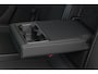 Volvo XC40 B4 Plus Black Edition | Elektrisch Verstelbare Voorstoelen | Getint Glas Achter | 20 inch Lichtmetalen Velgen | Keyless | Elektrische Achterklep | Premium audio by Harman Kardon | Stoelverwarming | Stuurverwarming | Volvo UX Infotainment | Adaptieve Cruise Control | Pilot Assist | BLIS