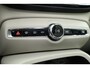 Volvo XC40 1.5 T5 Plug-in hybrid Ultimate Dark | 262 PK | Pano-dak | Leer | 20 inch | H&K Audio | Stoel + stuurverw. |
