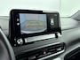 Hyundai Kona Electric EV Fashion 64 kWh | Parkeersensoren voor en achter | Navigatie en Apple Carplay/Andoid Auto | Soh 97,5% | Warmtepomp |