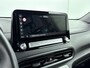 Hyundai Kona Electric EV Fashion 64 kWh | Parkeersensoren voor en achter | Navigatie en Apple Carplay/Andoid Auto | Soh 97,5% |