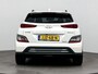 Hyundai Kona Electric EV Fashion 64 kWh | Parkeersensoren voor en achter | Navigatie en Apple Carplay/Andoid Auto | Soh 97,5% |