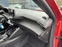 Peugeot 2008 1.2 Turbo 100 PK Allure | Trekhaak 1200 KG | Navigatie | LED Verlichting | Parkeercamera | Parkeersensoren | Digitaal Dashboard | Cruise Control | Climate Control | Half Lederen stoelen | Lichtmetalen Velgen 17 inch |