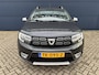 Dacia Sandero Stepway 90pk Bi-Fuel | Navigatie | Parkeercamera | Cruise control | Parkeersensoren | Airco | All-season banden |