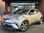 Toyota C-HR 1.8 Hybrid Style // LED VERLICHTING // NAVI // CAMERA // ADAPTIVE CRUISE // CLIMA // DODENHOEK SENSOR //