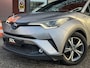 Toyota C-HR 1.8 Hybrid Style // LED VERLICHTING // NAVI // CAMERA // ADAPTIVE CRUISE // CLIMA // DODENHOEK SENSOR //