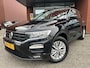 Volkswagen T-Roc 1.0 TSI Style // APPLE CARPLAY - ANDROID AUTO // PDC // CLIMA // STOELVERWARMING //