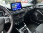 Ford Focus Wagon 1.0 EcoBoost 125PK ST Line Business // ADAPT. CRUISE // DODEHOEK // CLIMA // CAMERA+SENSOREN // NAVI+CARPLAY // STUUR+STOELVERWARMING //