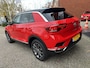 Volkswagen T-Roc 1.0 TSI Sport // ADAPT. CRUISE // DODEHOEK // NAVI // APPLE-ANDROID AUTO // PDC V+A //