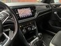 Volkswagen T-Roc 1.0 TSI Sport // ADAPT. CRUISE // DODEHOEK // NAVI // APPLE-ANDROID AUTO // PDC V+A //