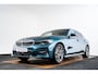 BMW 3-Serie 330e High Executive Luxury Line - Trekhaak - Panoramadak - Head up - Driving Assistant Professional - Stoelverwarming Voor/Achter - Elektrisch verstelbare stoelen - Getinte Ruiten - Comfort Access -