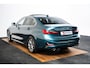 BMW 3-Serie 330e High Executive Luxury Line - Trekhaak - Panoramadak - Head up - Driving Assistant Professional - Stoelverwarming Voor/Achter - Elektrisch verstelbare stoelen - Getinte Ruiten - Comfort Access -