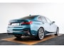BMW 3-Serie 330e High Executive Luxury Line - Trekhaak - Panoramadak - Head up - Driving Assistant Professional - Stoelverwarming Voor/Achter - Elektrisch verstelbare stoelen - Getinte Ruiten - Comfort Access -
