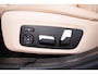 BMW 3-Serie 330e High Executive Luxury Line - Trekhaak - Panoramadak - Head up - Driving Assistant Professional - Stoelverwarming Voor/Achter - Elektrisch verstelbare stoelen - Getinte Ruiten - Comfort Access -