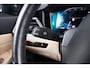 BMW 3-Serie 330e High Executive Luxury Line - Trekhaak - Panoramadak - Head up - Driving Assistant Professional - Stoelverwarming Voor/Achter - Elektrisch verstelbare stoelen - Getinte Ruiten - Comfort Access -