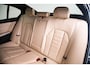 BMW 3-Serie 330e High Executive Luxury Line - Trekhaak - Panoramadak - Head up - Driving Assistant Professional - Stoelverwarming Voor/Achter - Elektrisch verstelbare stoelen - Getinte Ruiten - Comfort Access -