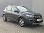 Dacia Sandero Stepway 1.0 TCe 90 Comfort Handgeschakeld / Navigatie via Apple Carplay of Android Auto / Cruise control / Parkeersensoren achter / Climate control /