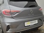 Renault Clio 1.0 TCe 90 Techno Handgeschakeld / Pack winter / Allseason banden / Navigatie via Apple Carplay of Android Auto / Achteruitrijcamera / Stuur-, en Stoelverwarming / Keyless Entry/Start / Cruise control / Draadloze telefoon lader /