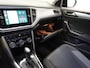 Volkswagen T-Roc 1.5 TSI DSG Active | Navigatie | Climate Control | Lane Assist | DAB | Parkeersensoren | Lichtmetalen Velgen | Privacy Glass