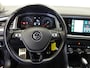 Volkswagen T-Roc 1.5 TSI DSG Active | Navigatie | Climate Control | Lane Assist | DAB | Parkeersensoren | Lichtmetalen Velgen | Privacy Glass