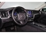 Volvo XC60 T6 Recharge AWD Core Bright - Panorama/schuifdak - IntelliSafe Assist & Surround - Harman/Kardon audio - Adaptieve LED koplampen - Parkeercamera achter - Verwarmde voorstoelen, stuur & achterbank - Parkeersensoren voor & achter - Elektr. bedienb. voorstoelen met geheugen - Draadloze tel. lader - Extra getint glas - 19' LMV