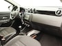 Dacia Duster TCe 130 Prestige | MediaNav Navigatiesysteem met Apple CarPlay & Android Auto | Parkeersensoren achter met achteruitrijcamera | Trekhaak | Lichtmetalen velgen | Metaalkleur |