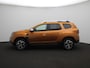 Dacia Duster TCe 130 Prestige | MediaNav Navigatiesysteem met Apple CarPlay & Android Auto | Parkeersensoren achter met achteruitrijcamera | Trekhaak | Lichtmetalen velgen | Metaalkleur |