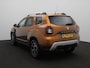 Dacia Duster TCe 130 Prestige | MediaNav Navigatiesysteem met Apple CarPlay & Android Auto | Parkeersensoren achter met achteruitrijcamera | Trekhaak | Lichtmetalen velgen | Metaalkleur |