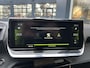 Peugeot 2008 1.2 Turbo 100 PK Allure Pack | Trekhaak 1200KG | Navigatie | Keyless Start | Camera | Parkeersensoren | Cruise Control | Climate control | LED Dagrijverlichting | 17" Lichtmetalen Velgen | Hoge Zitpositie |