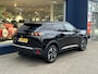 Peugeot 2008 1.2 Turbo 100 PK Allure Pack | Trekhaak 1200KG | Navigatie | Keyless Start | Camera | Parkeersensoren | Cruise Control | Climate control | LED Dagrijverlichting | 17" Lichtmetalen Velgen | Hoge Zitpositie |
