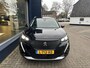 Peugeot 2008 1.2 Turbo 100 PK Allure Pack | Trekhaak 1200KG | Navigatie | Keyless Start | Camera | Parkeersensoren | Cruise Control | Climate control | LED Dagrijverlichting | 17" Lichtmetalen Velgen | Hoge Zitpositie |