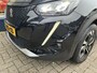 Peugeot 2008 1.2 Turbo 100 PK Allure Pack | Trekhaak 1200KG | Navigatie | Keyless Start | Camera | Parkeersensoren | Cruise Control | Climate control | LED Dagrijverlichting | 17" Lichtmetalen Velgen | Hoge Zitpositie |