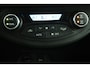 Toyota Yaris 1.5 VVT-i Dynamic | Trekhaak | Keyless Entry | Camera | Navigatie | Camera | Lichtmetalen Velgen |