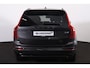 Volvo XC90 T8 Recharge AWD Ultimate Dark - Luchtvering - Panorama/schuifdak - IntelliSafe Assist & Surround - 360º Camera - Bowers & Wilkins audio - Adaptieve LED koplampen - Verwarmde voorstoelen, stuur & achterbank - Parkeersensoren voor & achter - Elektr. bedienb. voorstoelen met geheugen - Geventileerde voorstoelen - Head up display - Draadloze tel. lader - Extra getint glas - Elektr. inklapbare trekhaak - 22' LMV