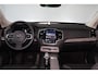 Volvo XC90 T8 Recharge AWD Ultimate Dark - Luchtvering - Panorama/schuifdak - IntelliSafe Assist & Surround - 360º Camera - Bowers & Wilkins audio - Adaptieve LED koplampen - Verwarmde voorstoelen, stuur & achterbank - Parkeersensoren voor & achter - Elektr. bedienb. voorstoelen met geheugen - Geventileerde voorstoelen - Head up display - Draadloze tel. lader - Extra getint glas - Elektr. inklapbare trekhaak - 22' LMV