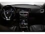 Volvo V60 2.4 D6 AWD Plug-In Hybrid Summum | SCHUIF-/KANTELDAK | STANDKACHEL | STOEL+STUUR/VERW | LMV | LED | CAM |