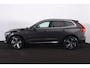 Volvo XC60 T6 Recharge AWD Core Bright - Panorama/schuifdak - IntelliSafe Assist & Surround - Harman/Kardon audio - Adaptieve LED koplampen - Parkeercamera achter - Verwarmde voorstoelen, stuur & achterbank - Parkeersensoren voor & achter - Elektr. bedienb. voorstoelen met geheugen - Draadloze tel. lader - Extra getint glas - 19' LMV