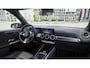 Mercedes-Benz EQB 250+ Luxury Line 71 kWh | Panoramadak | Sfeerverlichting | 19 inch Velgen | Getint glas | 7 persoons uitvoering