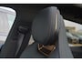 Lynk & Co 08 More - Panorama/schuifdak - Cruise Control Adaptief - BLIS - 360º Camera - Harman/Kardon audio - Verwarmde voorstoelen - Parkeersensoren voor & achter - Elektr. bedienb. bestuurdersstoel - Draadloze tel. lader - Extra getint glas - 21' LMV