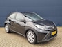 Toyota Aygo X 1.0 VVT-i MT 72pk Play | Apple Carplay/Android Auto | Parkeercamera | Airco | Cruise control adaptief |