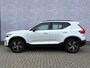 Volvo XC40 2.0 B4 Plus Dark | Trekhaak | Camera | Carplay | Adaptieve Cruise Control | Stoel- en Stuurwielverwarming | Keyless |