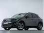 Volkswagen T-Roc R-Line 1.5 TSI 150 PK DSG | LED IQ | Trekhaak | Achteruitrijcamera | Navigatie | Stoelverwarming |