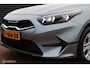 Kia Ceed Sportswagon 1.5 T-GDi 160 PK 4 cilinder DynamicLine, 1400KG Trekgewicht, Clima, Cruise, Navi, App connect, Pdc + Camera, Lmv, All season banden