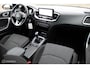 Kia Ceed Sportswagon 1.5 T-GDi 160 PK 4 cilinder DynamicLine, 1400KG Trekgewicht, Clima, Cruise, Navi, App connect, Pdc + Camera, Lmv, All season banden
