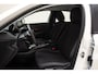Peugeot e-208 EV Active Pack 50 kWh 3 fase [ Navi Climate Apple/Android DAB ]