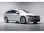 Volkswagen Passat VARIANT 1.5 TSI Business Aut. [ Panorama LED Virtual Stoelverwarming ]