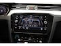 Volkswagen Passat VARIANT 1.5 TSI Business Aut. [ Panorama LED Virtual Stoelverwarming ]