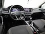 Volkswagen Polo 1.0 TSI Life 95 PK | Airco | Adaptive Cruise Control | Lane Assist | Apple Carplay | Parkeersensoren | All season banden |