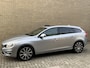 Volvo V60 2.4 D5 Twin Engine R-Design Plug-in | Leder | Schuif/kanteldak | Navigatie | Afneembare trekhaak | Camera | Bi-Xenon | Stoelverwarming | Elektrische verstelbare stoel met memory | | 18 inch LMV | Cruise control | Volledig onderhouden!