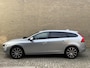 Volvo V60 2.4 D5 Twin Engine R-Design Plug-in | Leder | Schuif/kanteldak | Navigatie | Afneembare trekhaak | Camera | Bi-Xenon | Stoelverwarming | Elektrische verstelbare stoel met memory | | 18 inch LMV | Cruise control | Volledig onderhouden!